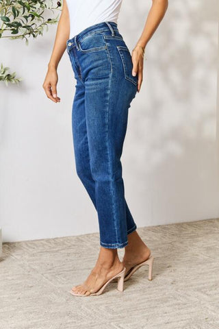 Comfortable Cropped Straight Jeans